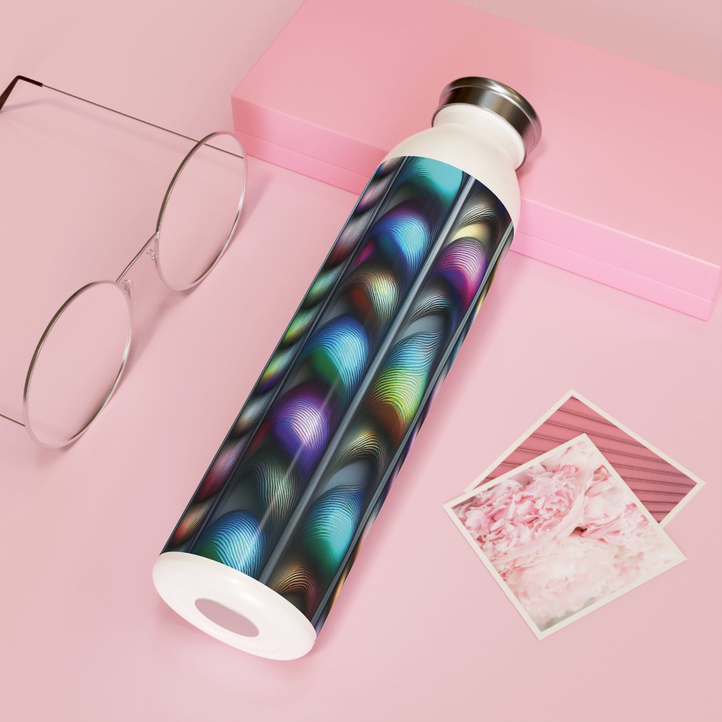 Vibrant Slim Water Bottle - Colorful Design for Active Lifestyles, 20oz