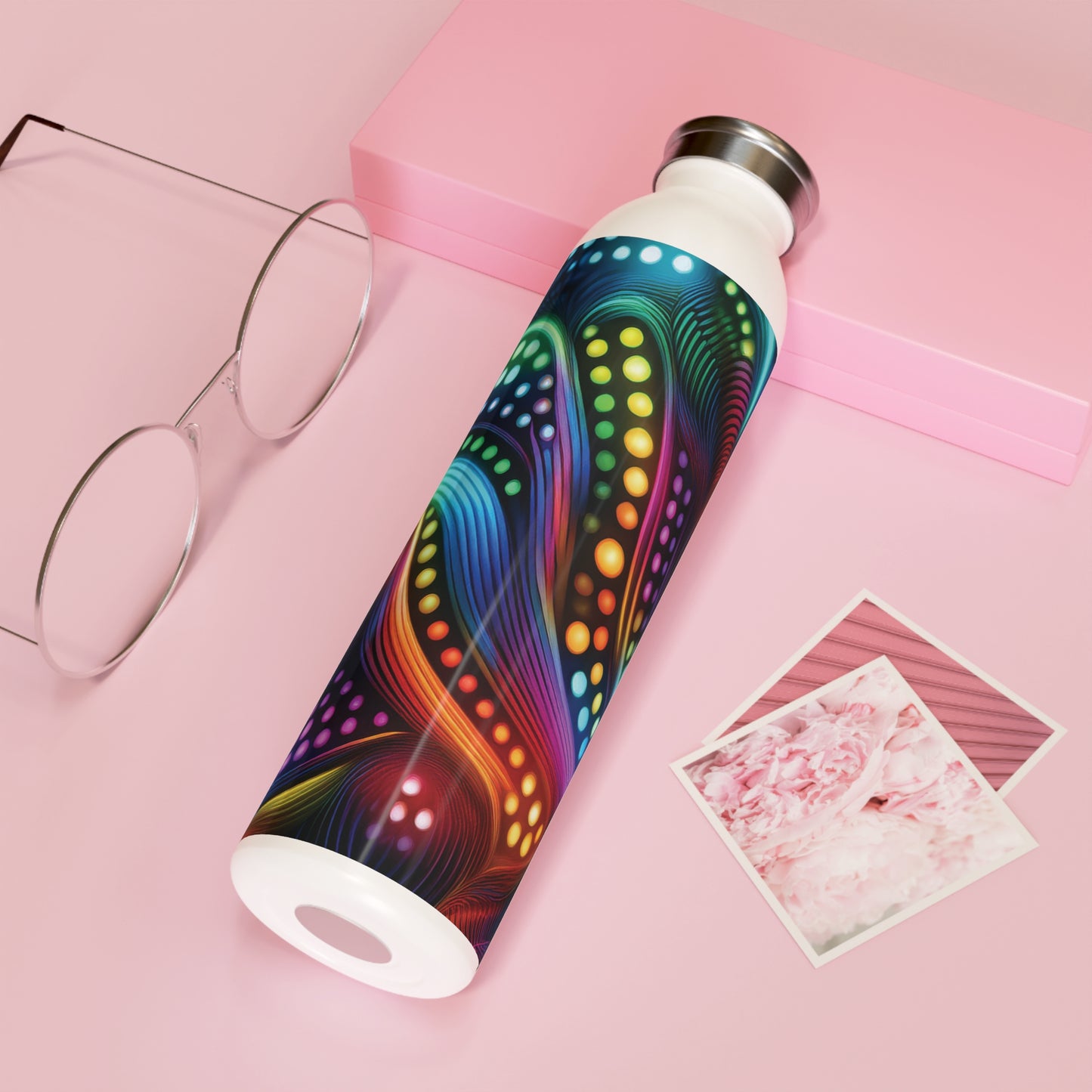 Vibrant Slim Water Bottle - Colorful Design for Active Lifestyles, 20oz