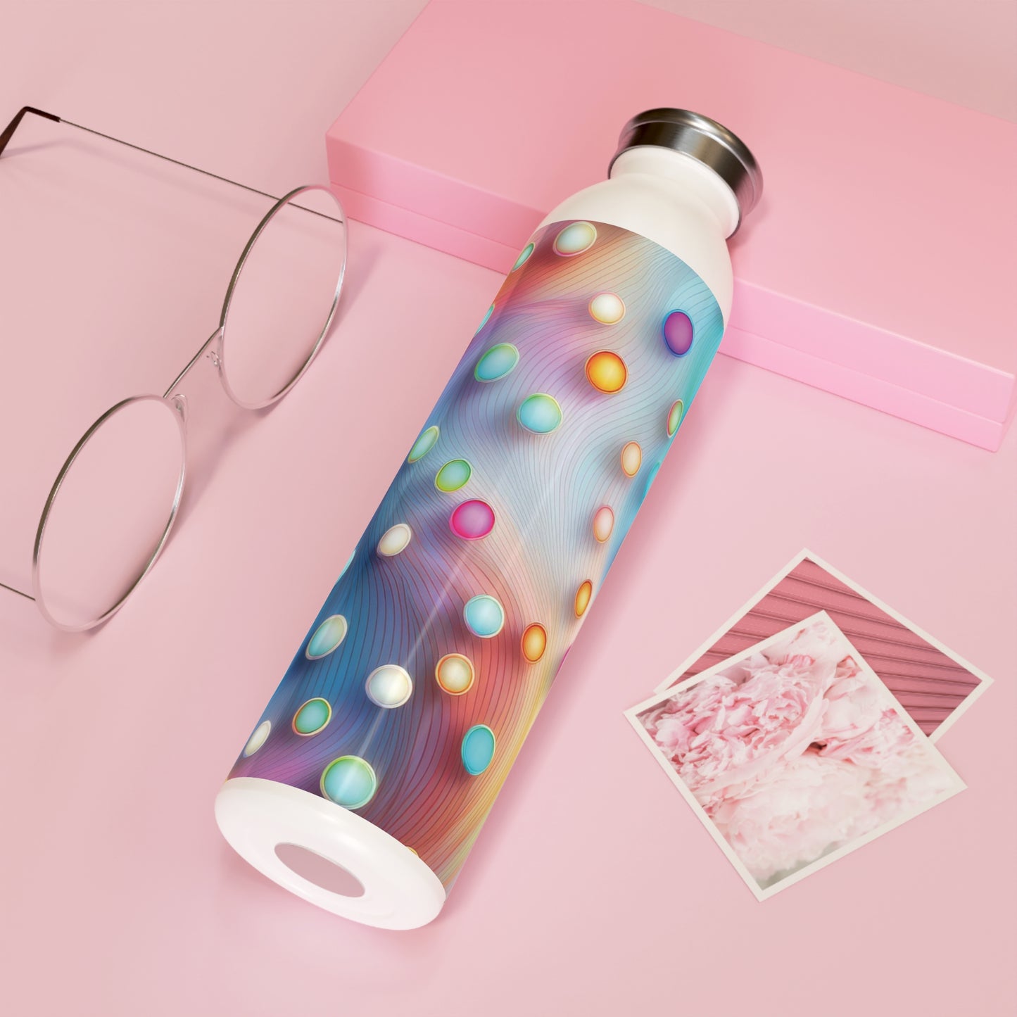 Vibrant Slim Water Bottle - Colorful Design for Active Lifestyles, 20oz