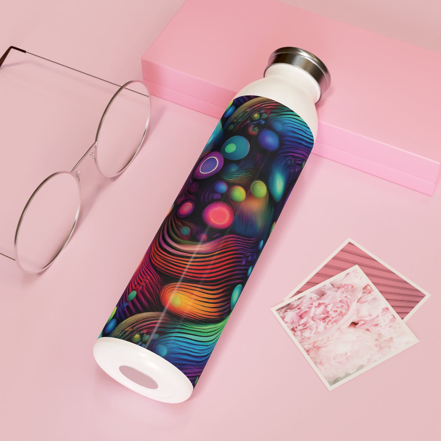 Vibrant Slim Water Bottle - Colorful Design for Active Lifestyles, 20oz